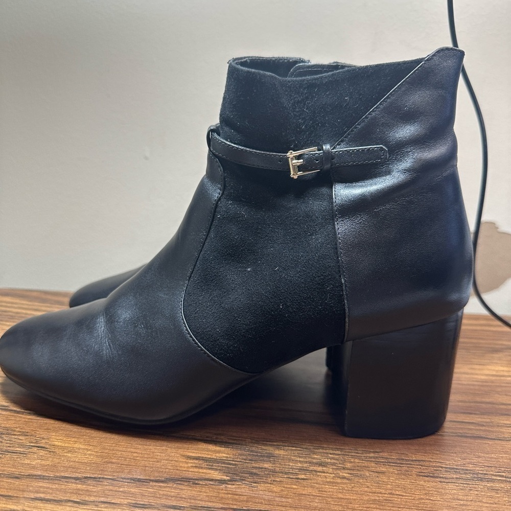 GUC Cole Haan Women’s Paulina Grand Buckle‎ Booties Size 9